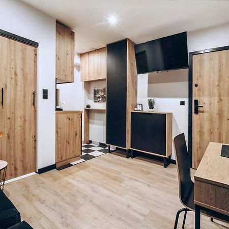 Bedthoven Lofts You! Self Check-In & Parking Tychy Exterior photo